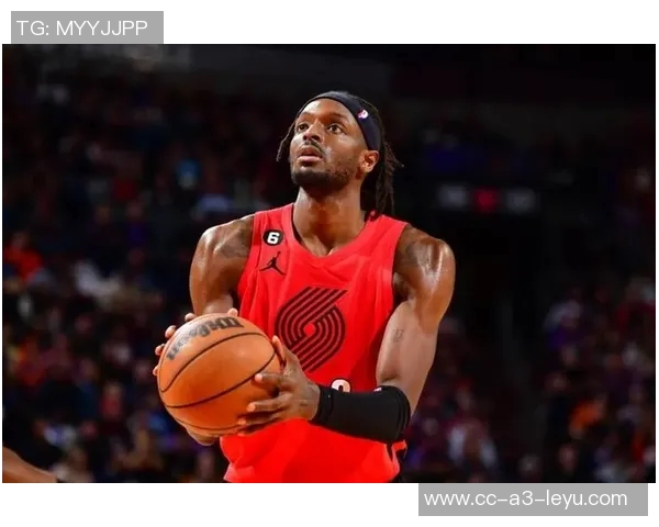 外线双枪齐发力格兰特与夏普联手砍下35分创队史新纪录