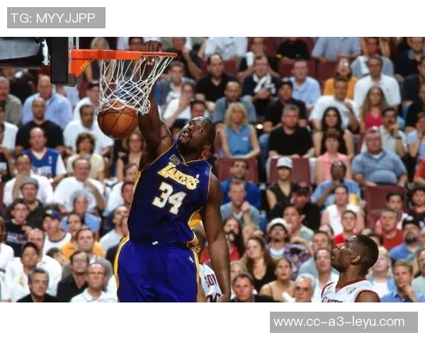 奥尼尔半场表现令人震惊7投0中仅获5篮板引发热议