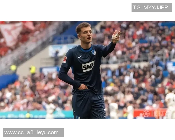 巴萨关注霍芬海姆23岁前锋阿斯拉尼本赛季表现出色进球助攻俱佳